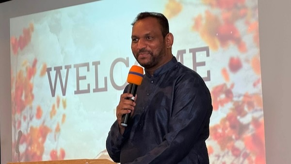 Pastor Lalu Muthuplackal spoke in the Saturday night session